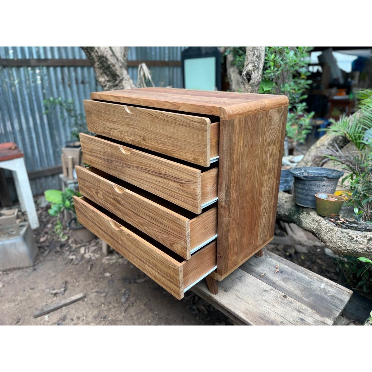 line_album_ds2024007-tuuekbkh-nglinchak_240520_6_copy_7_664b48f50d49e__1200x1200